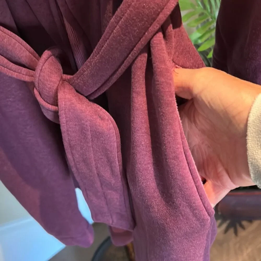 UGG Raspberry Shawl Collar Robe - Picture 5 of 9